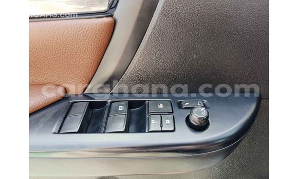 Buy Import Toyota Fortuner White Car in Import - Dubai in Ashanti Buy Import Toyota Fortuner White Car in Import - Dubai in Ashanti