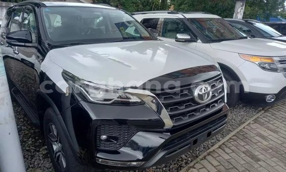 Buy Used Toyota Fortuner Black Car in Accra in Greater Accra