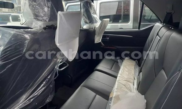 Sayi Na hannu Toyota Fortuner Black Mota in Accra a Greater Accra Sayi Na hannu Toyota Fortuner Black Mota in Accra a Greater Accra