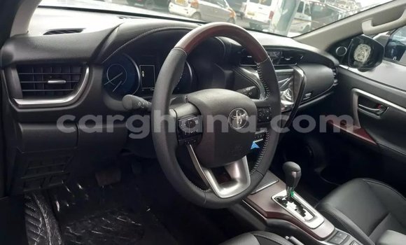 Sayi Na hannu Toyota Fortuner Black Mota in Accra a Greater Accra Sayi Na hannu Toyota Fortuner Black Mota in Accra a Greater Accra