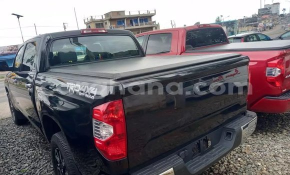 Sayi Na hannu Toyota Tundra Black Mota in Accra a Greater Accra Sayi Na hannu Toyota Tundra Black Mota in Accra a Greater Accra
