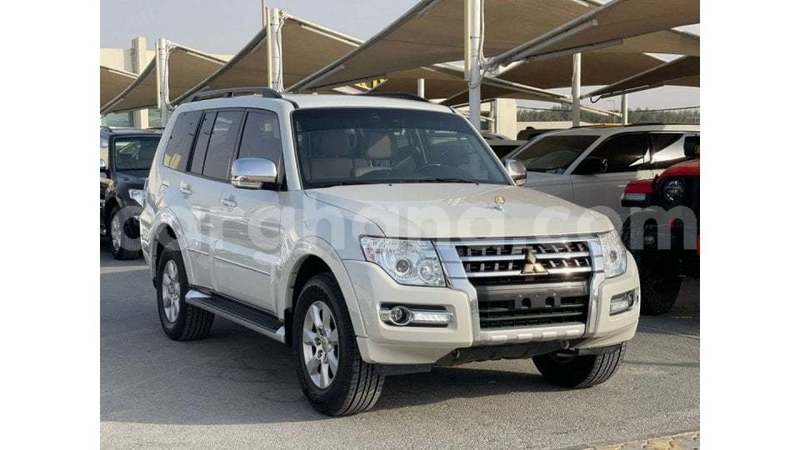 Big with watermark mitsubishi pajero ashanti import dubai 56597