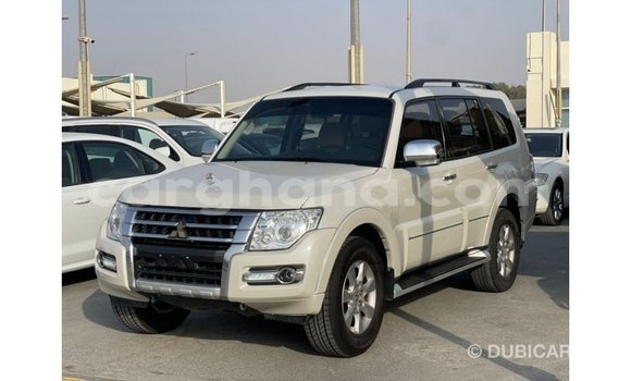 Sayi Imported Mitsubishi Pajero White Mota in Import - Dubai a Ashanti Sayi Imported Mitsubishi Pajero White Mota in Import - Dubai a Ashanti