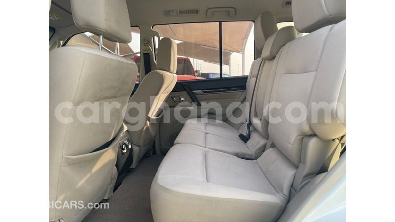 Big with watermark mitsubishi pajero ashanti import dubai 56597