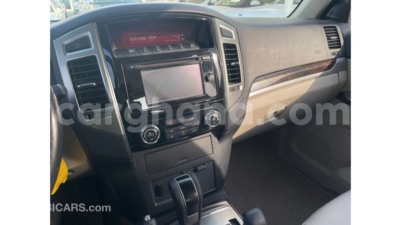 Big with watermark mitsubishi pajero ashanti import dubai 56597