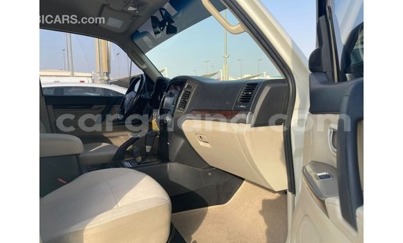 Sayi Imported Mitsubishi Pajero White Mota in Import - Dubai a Ashanti Sayi Imported Mitsubishi Pajero White Mota in Import - Dubai a Ashanti