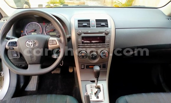 Sayi Na hannu Toyota Corolla Azurfa Mota in Sekondi–Takoradi Metropolitan a Yamma Sayi Na hannu Toyota Corolla Azurfa Mota in Sekondi–Takoradi Metropolitan a Yamma