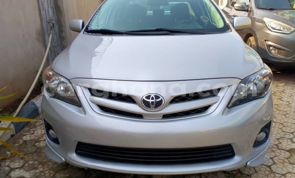 Sayi Na hannu Toyota Corolla Azurfa Mota in Sekondi–Takoradi Metropolitan a Yamma Sayi Na hannu Toyota Corolla Azurfa Mota in Sekondi–Takoradi Metropolitan a Yamma