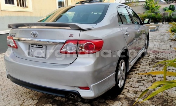 Sayi Na hannu Toyota Corolla Azurfa Mota in Sekondi–Takoradi Metropolitan a Yamma Sayi Na hannu Toyota Corolla Azurfa Mota in Sekondi–Takoradi Metropolitan a Yamma