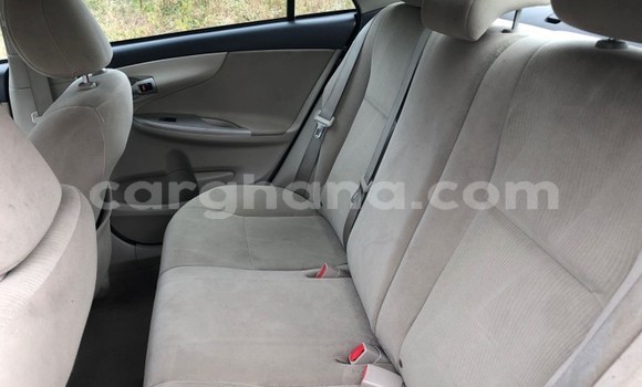 Sayi Na hannu Toyota Corolla Azurfa Mota in Sekondi–Takoradi Metropolitan a Yamma Sayi Na hannu Toyota Corolla Azurfa Mota in Sekondi–Takoradi Metropolitan a Yamma