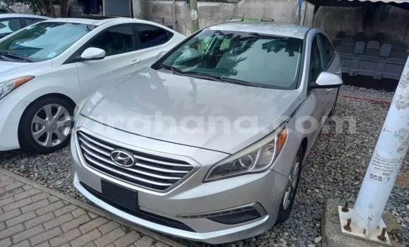 Ra Àlòkù Hyundai Sonata Silver Ọkọ̀ in Accra ni Greater Accra