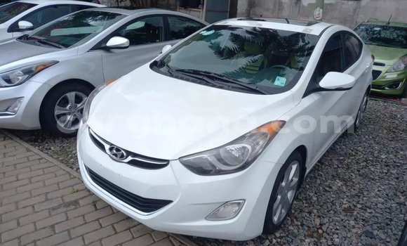 Buy Used Hyundai Elantra White Car in Accra in Greater Accra Buy Used Hyundai Elantra White Car in Accra in Greater Accra