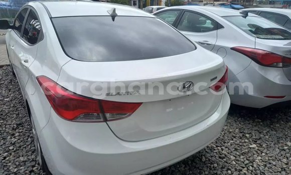 Buy Used Hyundai Elantra White Car in Accra in Greater Accra Buy Used Hyundai Elantra White Car in Accra in Greater Accra