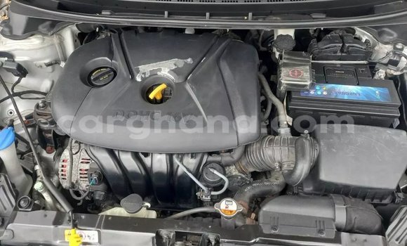 Sayi Na hannu Hyundai Elantra Azurfa Mota in Accra a Greater Accra Sayi Na hannu Hyundai Elantra Azurfa Mota in Accra a Greater Accra