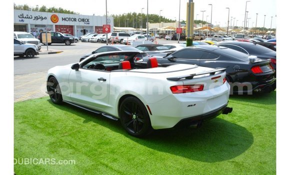 Ra Imported Chevrolet Camaro funfun Ọkọ̀ in Import - Dubai ni Ashanti Ra Imported Chevrolet Camaro funfun Ọkọ̀ in Import - Dubai ni Ashanti