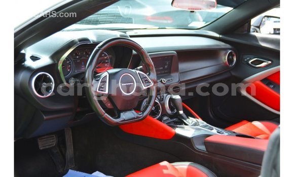 Ra Imported Chevrolet Camaro funfun Ọkọ̀ in Import - Dubai ni Ashanti Ra Imported Chevrolet Camaro funfun Ọkọ̀ in Import - Dubai ni Ashanti