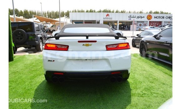 Ra Imported Chevrolet Camaro funfun Ọkọ̀ in Import - Dubai ni Ashanti Ra Imported Chevrolet Camaro funfun Ọkọ̀ in Import - Dubai ni Ashanti