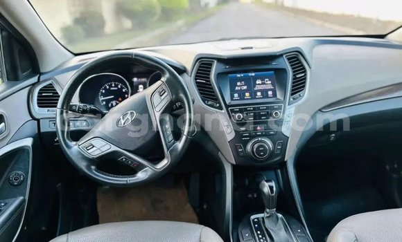 Buy Used Hyundai Santa Fe Black Car in Accra in Greater Accra Buy Used Hyundai Santa Fe Black Car in Accra in Greater Accra
