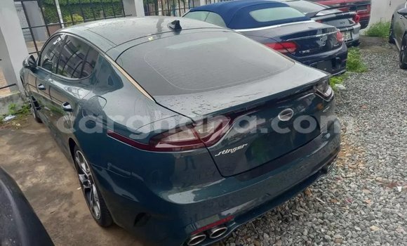 Buy Used Kia Stinger Green Car in Accra in Greater Accra Buy Used Kia Stinger Green Car in Accra in Greater Accra