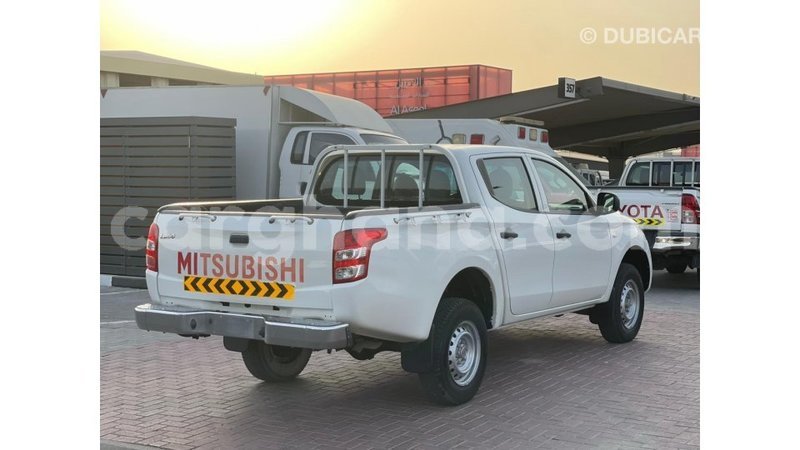 Big with watermark mitsubishi l200 ashanti import dubai 56628