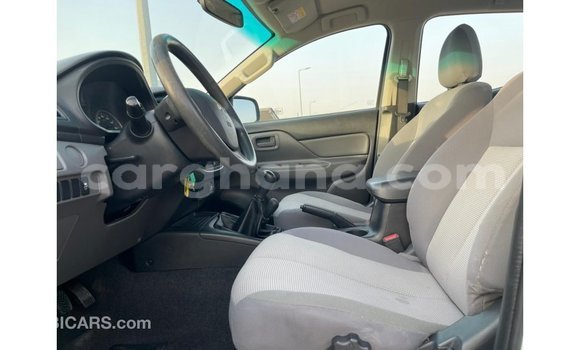 Sayi Imported Mitsubishi L200 White Mota in Import - Dubai a Ashanti Sayi Imported Mitsubishi L200 White Mota in Import - Dubai a Ashanti