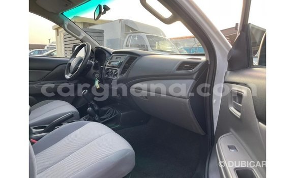 Sayi Imported Mitsubishi L200 White Mota in Import - Dubai a Ashanti Sayi Imported Mitsubishi L200 White Mota in Import - Dubai a Ashanti