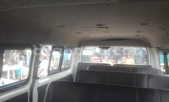 Buy Used Toyota Hiace White Car in Sekondi–Takoradi Metropolitan in Western Buy Used Toyota Hiace White Car in Sekondi–Takoradi Metropolitan in Western