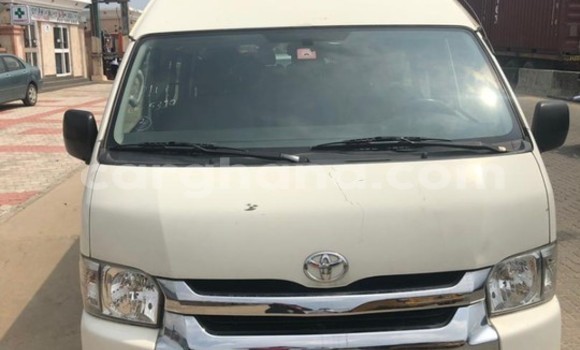 Buy Used Toyota Hiace White Car in Sekondi–Takoradi Metropolitan in Western Buy Used Toyota Hiace White Car in Sekondi–Takoradi Metropolitan in Western