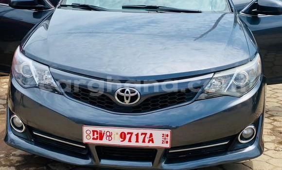 Sayi Sabo Toyota Camry Azurfa Mota in Accra a Greater Accra