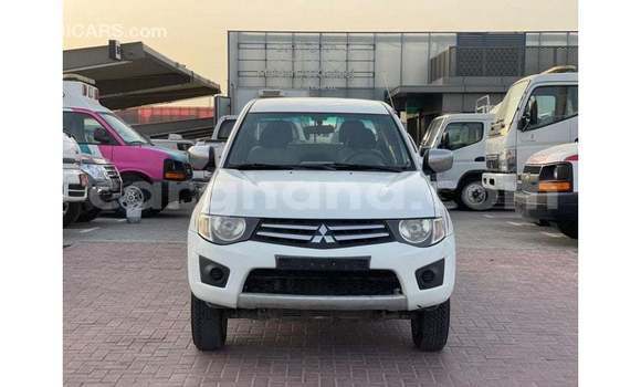Ra Imported Mitsubishi L200 funfun Ọkọ̀ in Import - Dubai ni Ashanti Ra Imported Mitsubishi L200 funfun Ọkọ̀ in Import - Dubai ni Ashanti