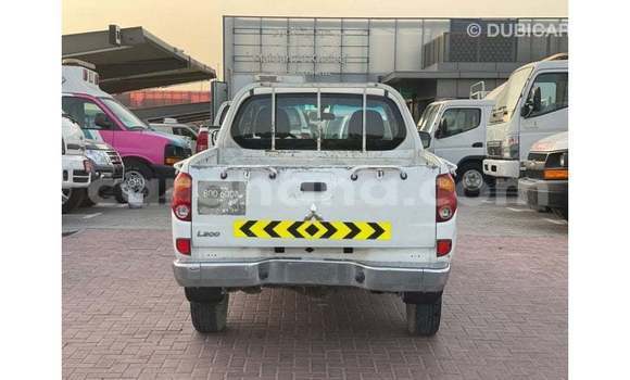 Ra Imported Mitsubishi L200 funfun Ọkọ̀ in Import - Dubai ni Ashanti Ra Imported Mitsubishi L200 funfun Ọkọ̀ in Import - Dubai ni Ashanti