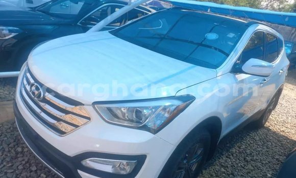 Sayi Na hannu Hyundai Santa Fe White Mota in Accra a Greater Accra Sayi Na hannu Hyundai Santa Fe White Mota in Accra a Greater Accra
