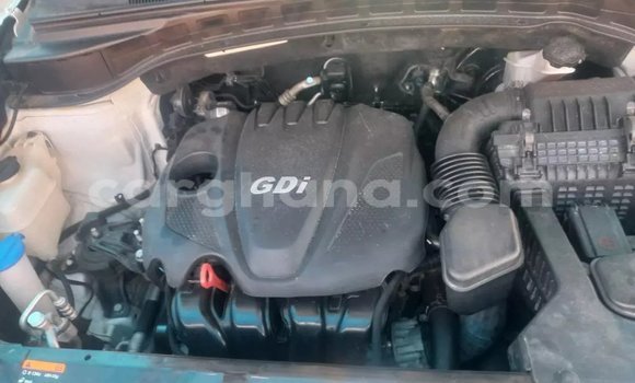 Sayi Na hannu Hyundai Santa Fe White Mota in Accra a Greater Accra Sayi Na hannu Hyundai Santa Fe White Mota in Accra a Greater Accra