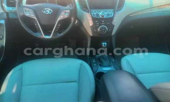Sayi Na hannu Hyundai Santa Fe White Mota in Accra a Greater Accra Sayi Na hannu Hyundai Santa Fe White Mota in Accra a Greater Accra