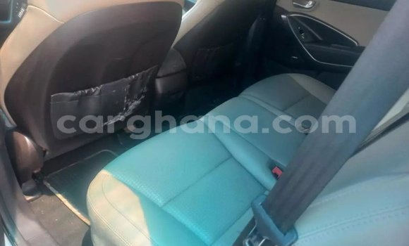 Sayi Na hannu Hyundai Santa Fe White Mota in Accra a Greater Accra Sayi Na hannu Hyundai Santa Fe White Mota in Accra a Greater Accra