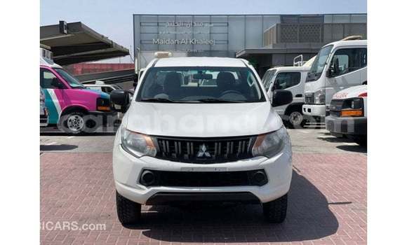 Ra Imported Mitsubishi L200 funfun Ọkọ̀ in Import - Dubai ni Ashanti Ra Imported Mitsubishi L200 funfun Ọkọ̀ in Import - Dubai ni Ashanti