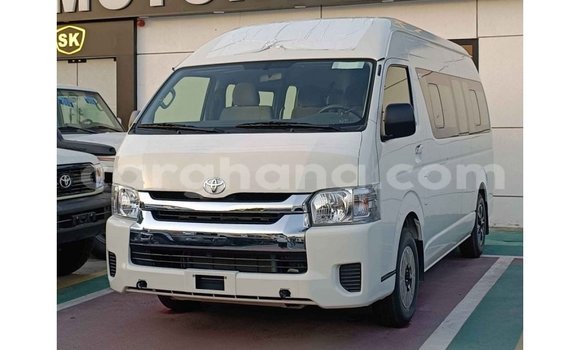 Buy Import Toyota Hiace White Car in Import - Dubai in Ashanti
