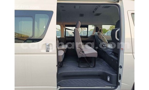 Buy Import Toyota Hiace White Car in Import - Dubai in Ashanti Buy Import Toyota Hiace White Car in Import - Dubai in Ashanti
