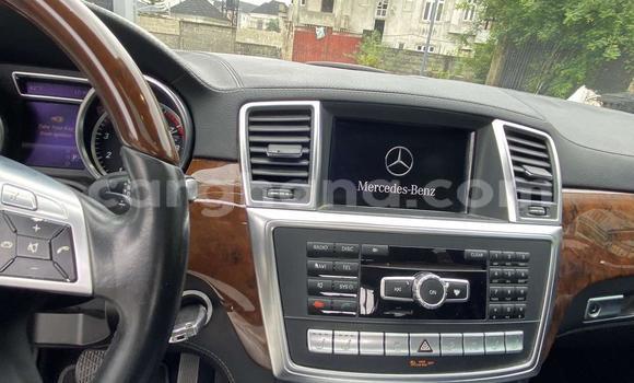 Ra Àlòkù Mercedes‒Benz GL–Class funfun Ọkọ̀ in Sekondi–Takoradi Metropolitan ni Oorun Ra Àlòkù Mercedes‒Benz GL–Class funfun Ọkọ̀ in Sekondi–Takoradi Metropolitan ni Oorun