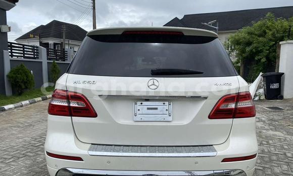Ra Àlòkù Mercedes‒Benz GL–Class funfun Ọkọ̀ in Sekondi–Takoradi Metropolitan ni Oorun Ra Àlòkù Mercedes‒Benz GL–Class funfun Ọkọ̀ in Sekondi–Takoradi Metropolitan ni Oorun