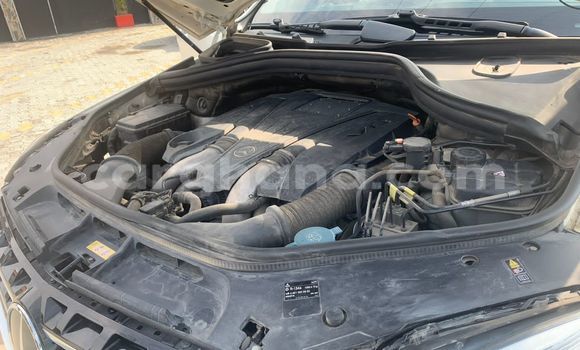 Ra Àlòkù Mercedes‒Benz GL–Class funfun Ọkọ̀ in Sekondi–Takoradi Metropolitan ni Oorun Ra Àlòkù Mercedes‒Benz GL–Class funfun Ọkọ̀ in Sekondi–Takoradi Metropolitan ni Oorun