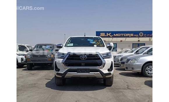 Buy Import Toyota Hilux White Car in Import - Dubai in Ashanti Buy Import Toyota Hilux White Car in Import - Dubai in Ashanti