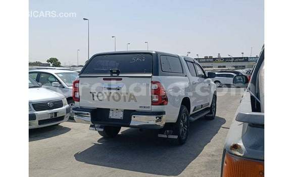 Buy Import Toyota Hilux White Car in Import - Dubai in Ashanti Buy Import Toyota Hilux White Car in Import - Dubai in Ashanti