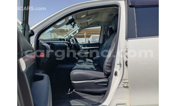 Buy Import Toyota Hilux White Car in Import - Dubai in Ashanti Buy Import Toyota Hilux White Car in Import - Dubai in Ashanti