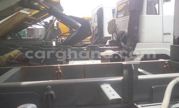 Buy Used Howo Sinotruck Brown Truck in Sekondi in Western Buy Used Howo Sinotruck Brown Truck in Sekondi in Western
