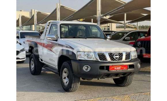 Ra Imported Nissan Patrol funfun Ọkọ̀ in Import - Dubai ni Ashanti Ra Imported Nissan Patrol funfun Ọkọ̀ in Import - Dubai ni Ashanti
