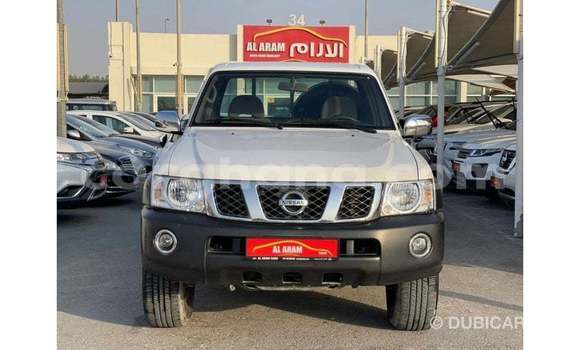 Ra Imported Nissan Patrol funfun Ọkọ̀ in Import - Dubai ni Ashanti Ra Imported Nissan Patrol funfun Ọkọ̀ in Import - Dubai ni Ashanti