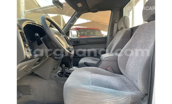 Ra Imported Nissan Patrol funfun Ọkọ̀ in Import - Dubai ni Ashanti Ra Imported Nissan Patrol funfun Ọkọ̀ in Import - Dubai ni Ashanti