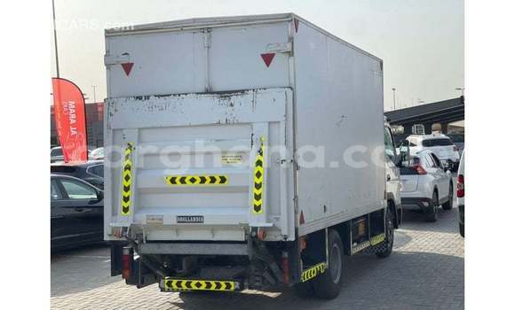 Ra Imported Mitsubishi i funfun Ọkọ̀ in Import - Dubai ni Ashanti Ra Imported Mitsubishi i funfun Ọkọ̀ in Import - Dubai ni Ashanti