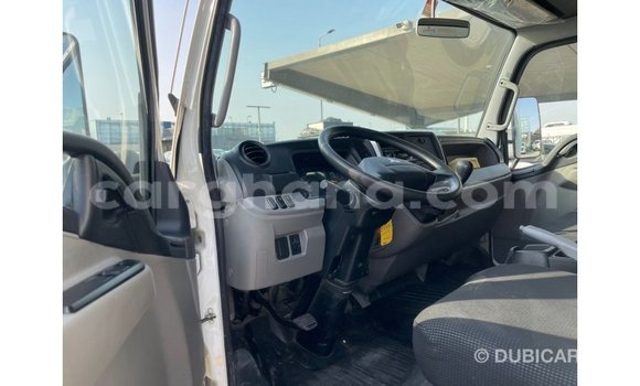 Ra Imported Mitsubishi i funfun Ọkọ̀ in Import - Dubai ni Ashanti Ra Imported Mitsubishi i funfun Ọkọ̀ in Import - Dubai ni Ashanti